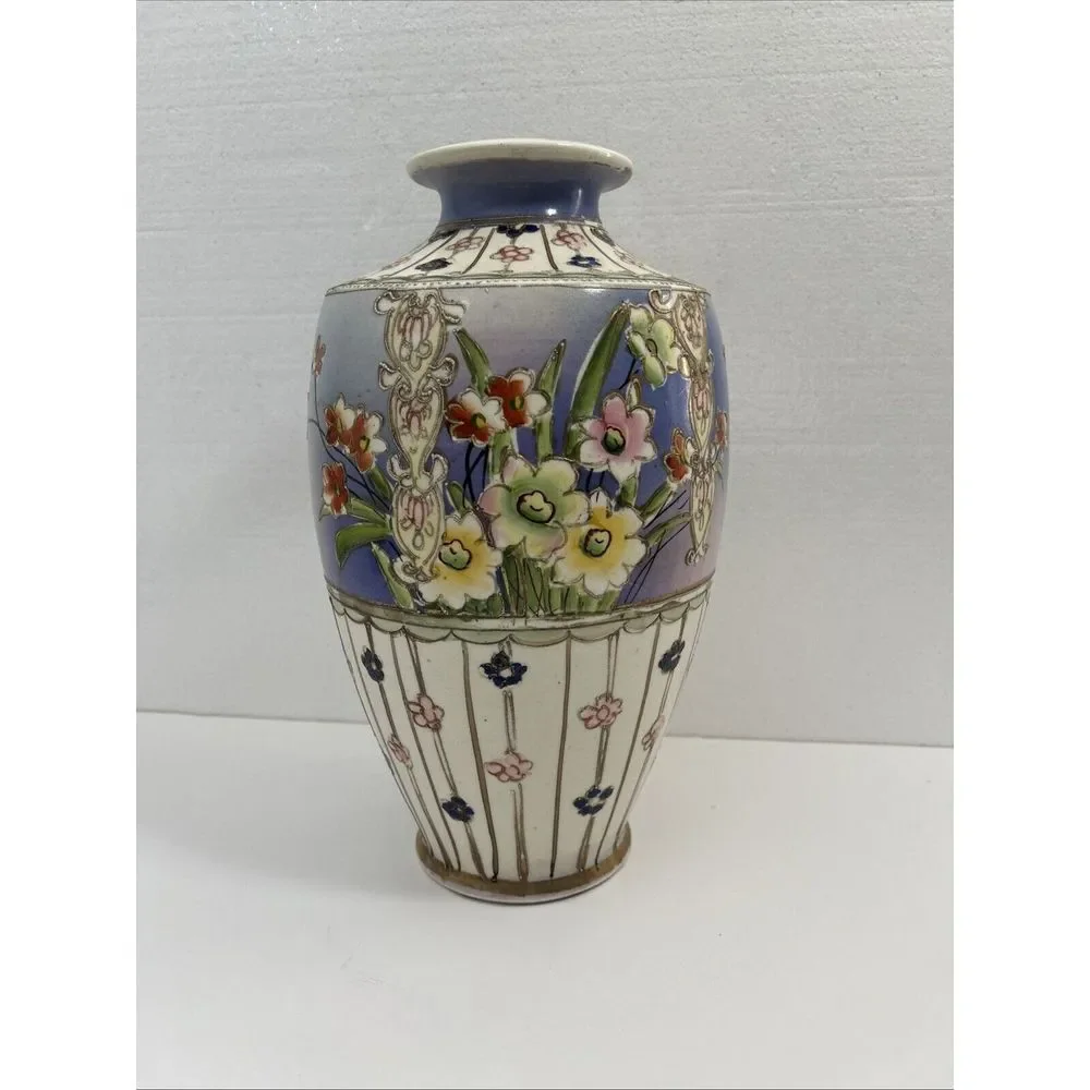 Vintage Hand Painted Urn Vase made in japan‎ 13